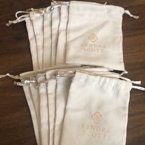 12 Kendra Scott Bags